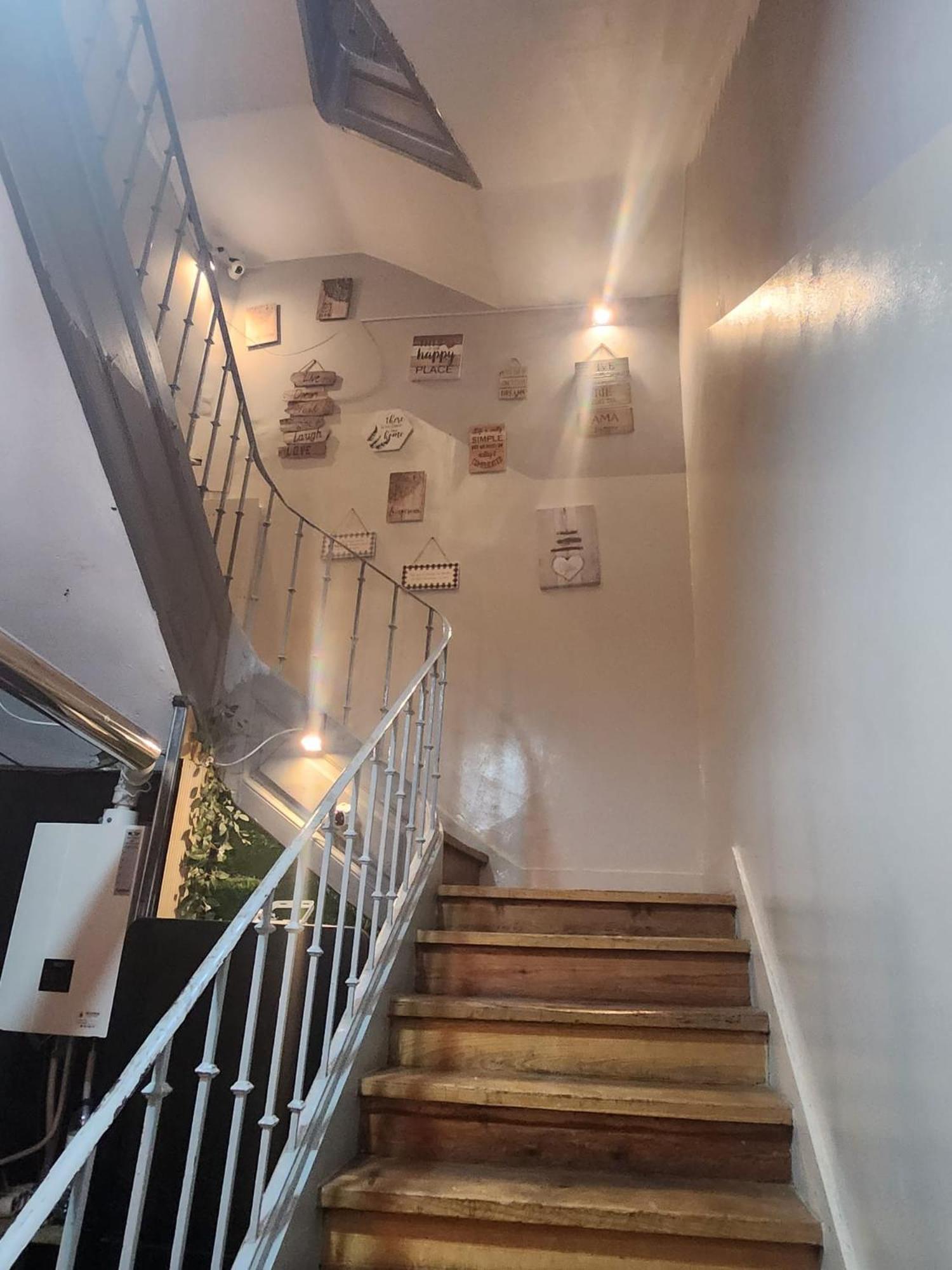 Daora Lisbon Hostel Экстерьер фото